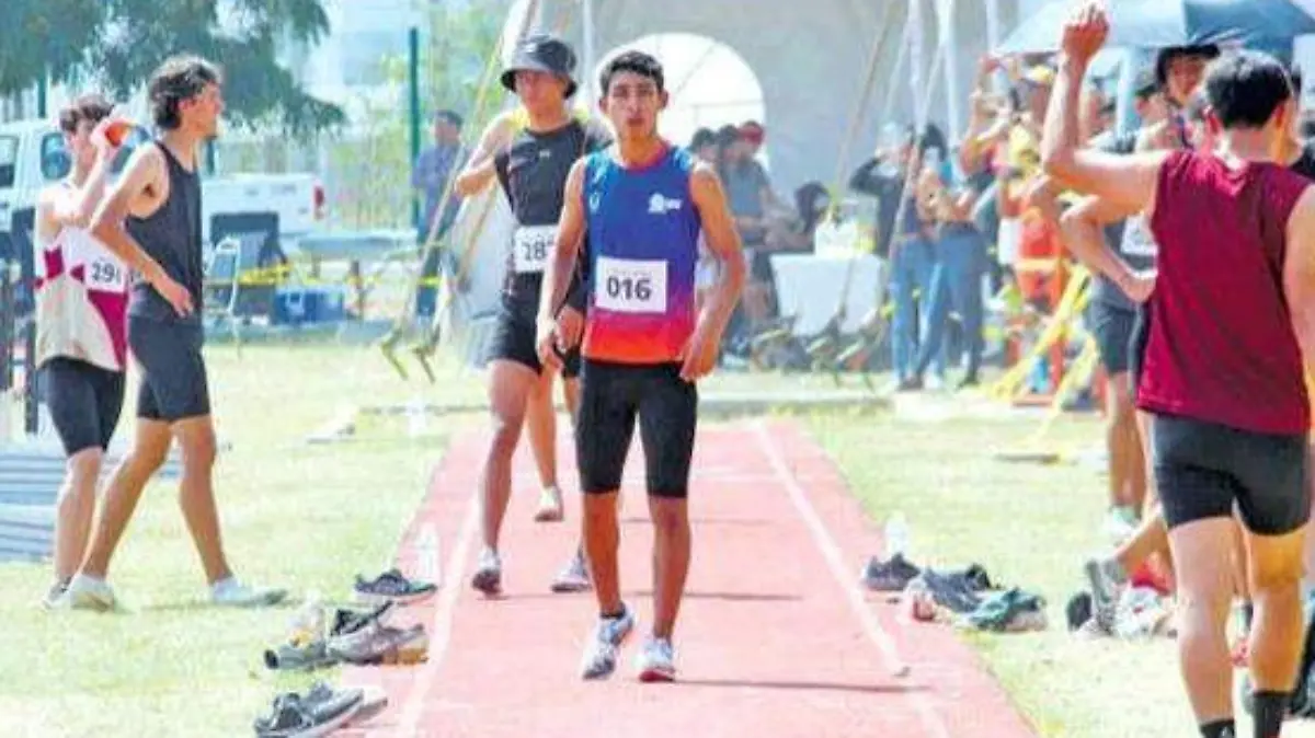 Estudiantes de la UAT conquistan el podio en el Estatal de Atletismo